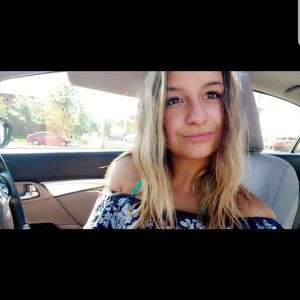 Meet your Posher, Anna